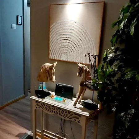 Apartment Closer 